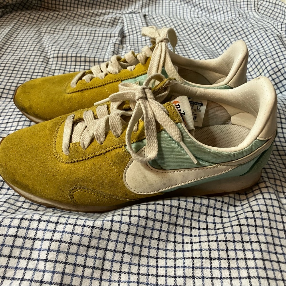 Nike Pre Montreal Suede Retro Runner in Mustard Yellow and Mint